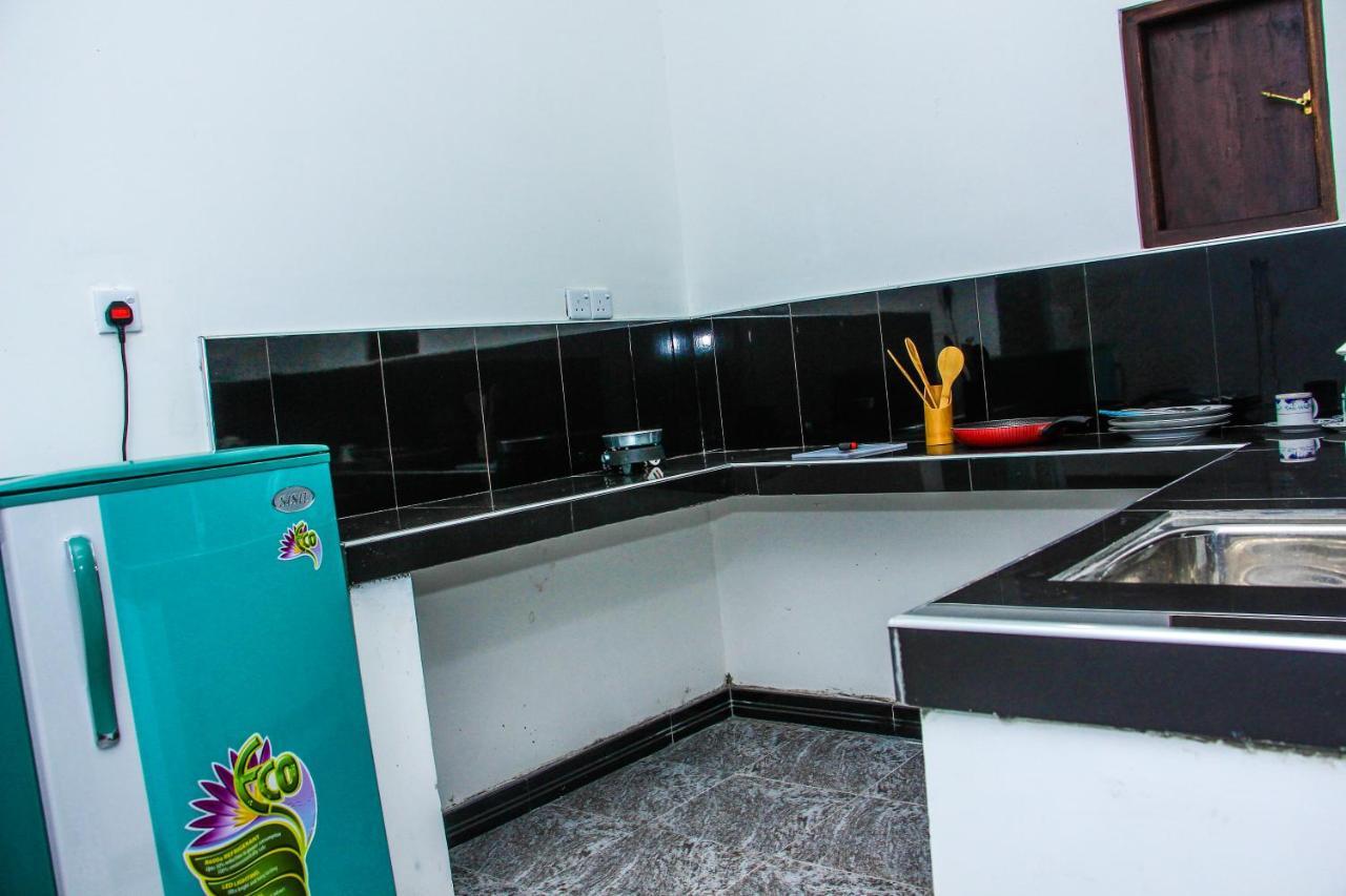 Lotus Villa Мириса Екстериор снимка