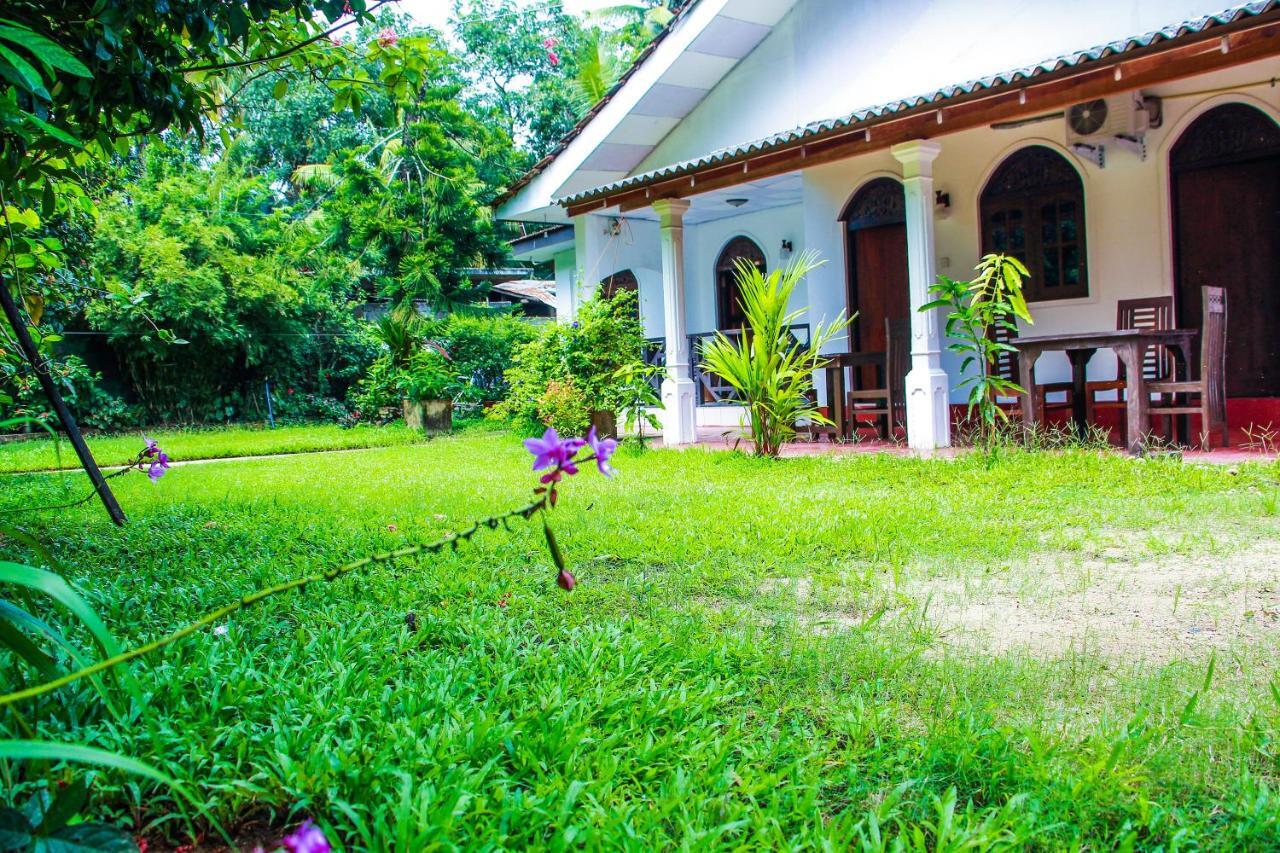 Lotus Villa Мириса Екстериор снимка